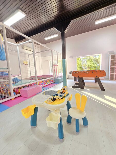 Zburdy Kids - loc de joaca, petreceri copii
